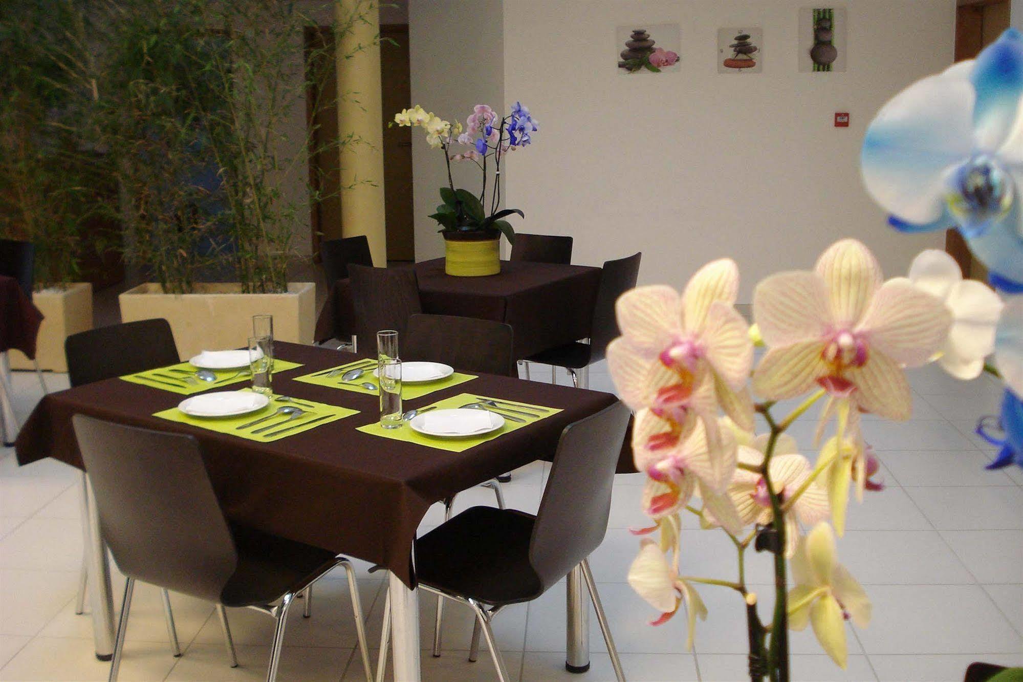 Hotel La Palmeraie Cornebarrieu Ngoại thất bức ảnh